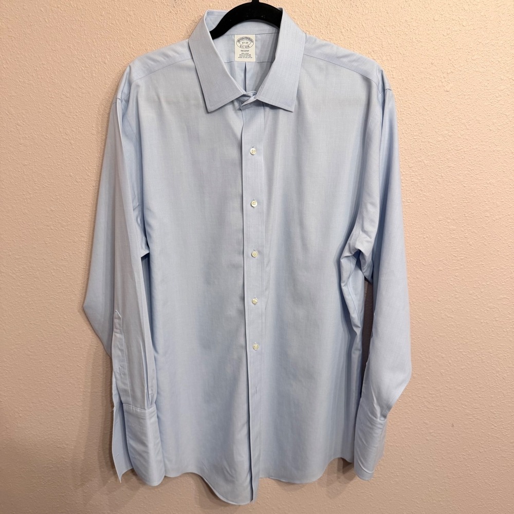Brooks Brothers Regent Dress Shirt 17-33 Light Blue Non-Iron Supima Cotton Cuff